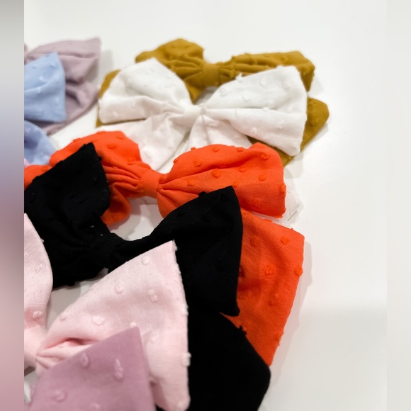 *NEW* Big Bow Hair Clip - Picture 3 of 3